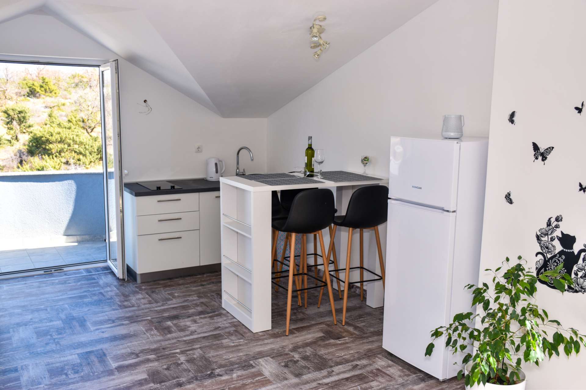 Apartment 3